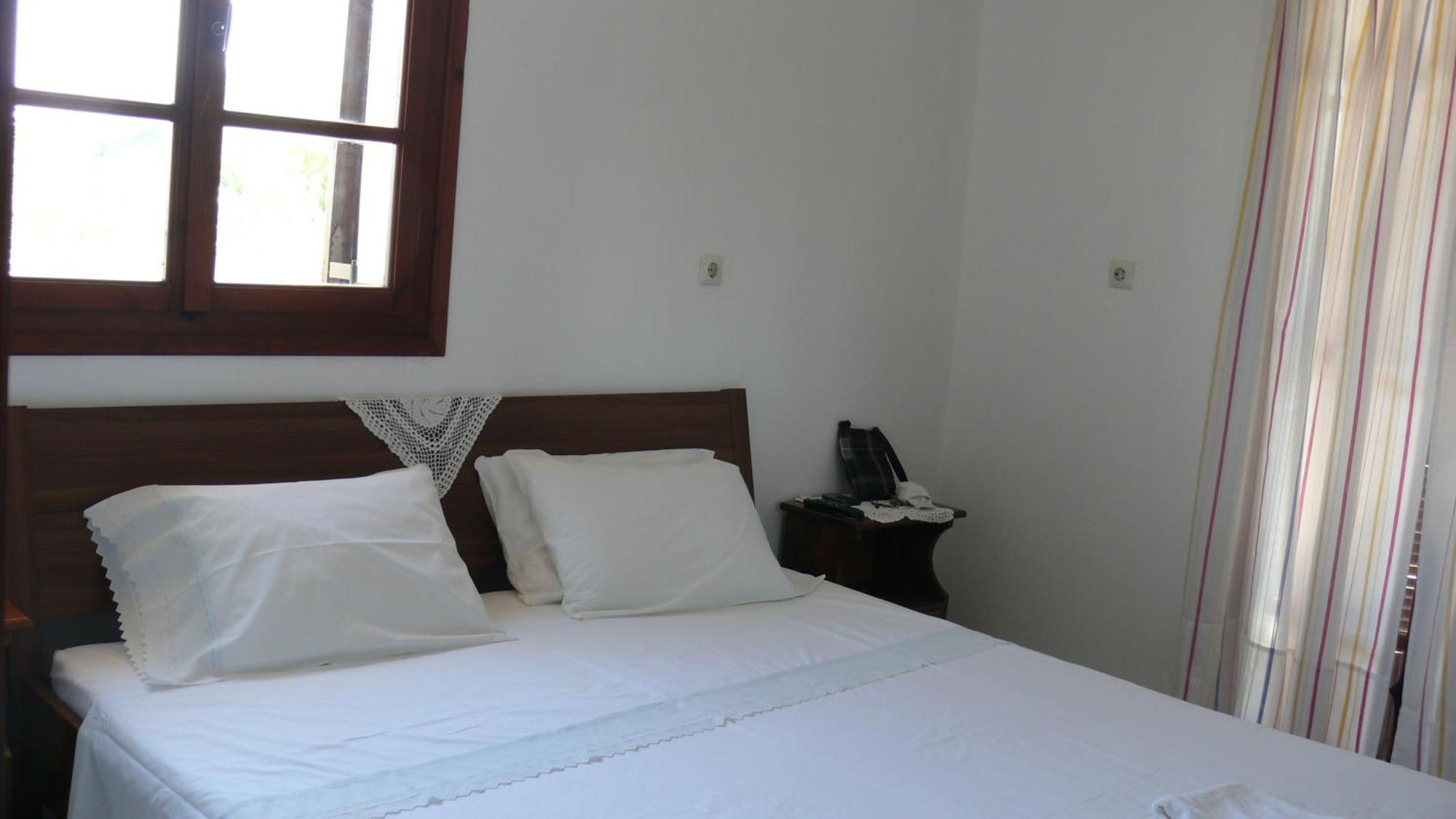 Areti Orfeas Studios Vasilikos  Room photo